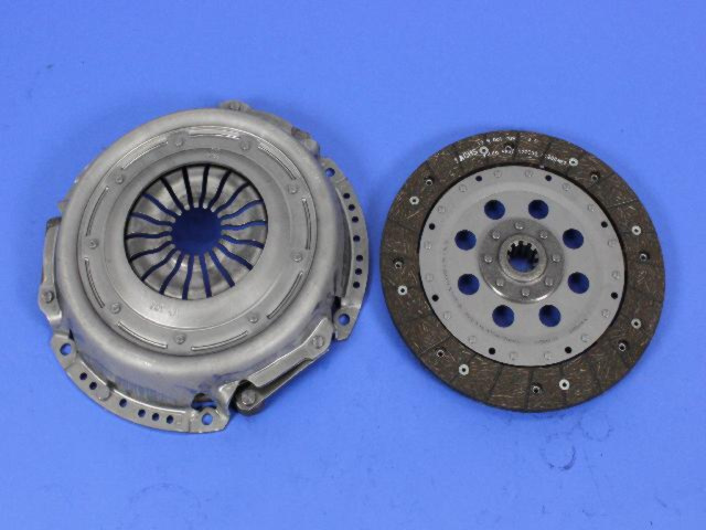 Pressure Plate And Disc Clutch Kit - Mopar (52104583AD)